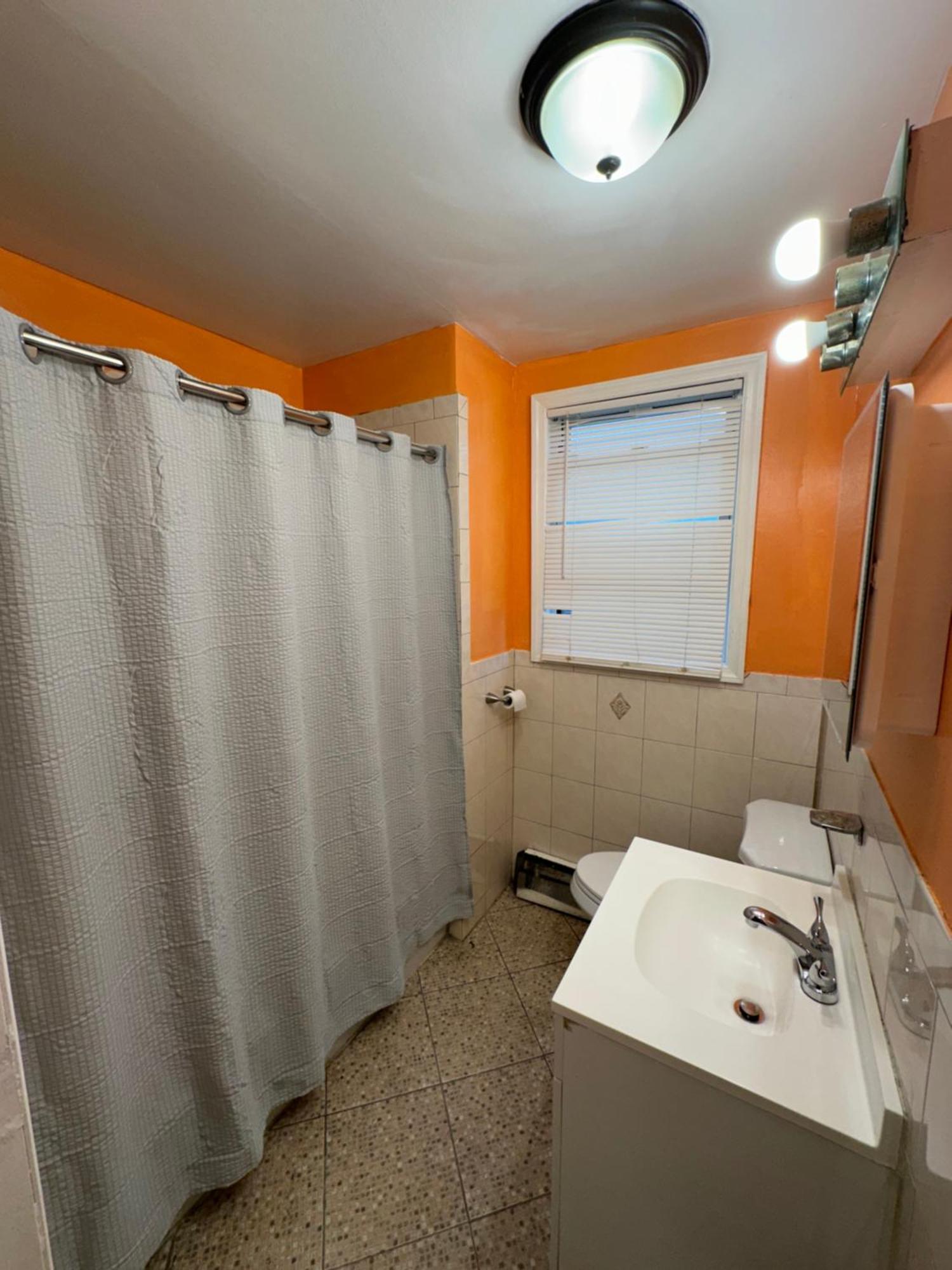 Fidelia Halos Room Queen Bed, Minutes From Newark Liberty International Airport And Newark Penn Station Extérieur photo